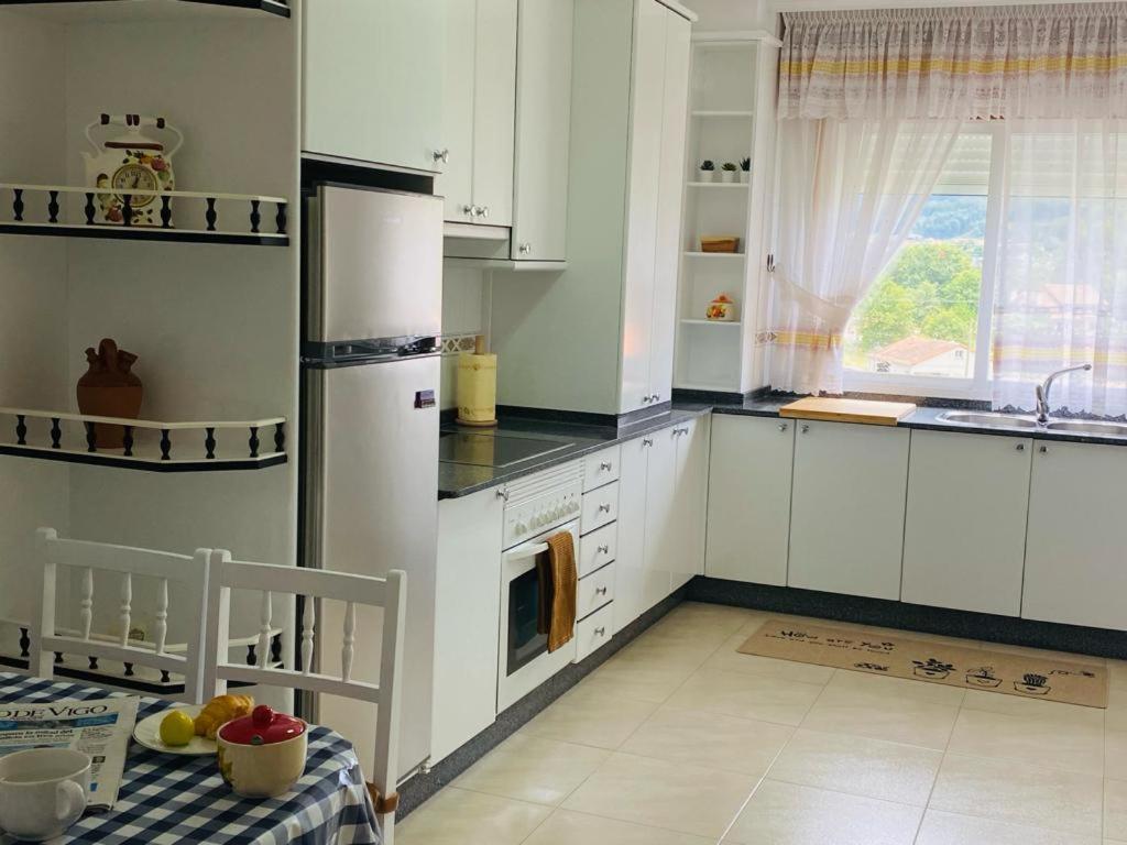 Tu Hogar En El Corazon De O Salnes Apartment Meano ภายนอก รูปภาพ